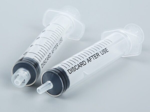 dispossable-syringes